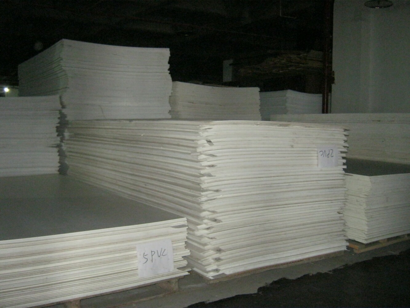 PVC板在建筑装饰中的优势与应用